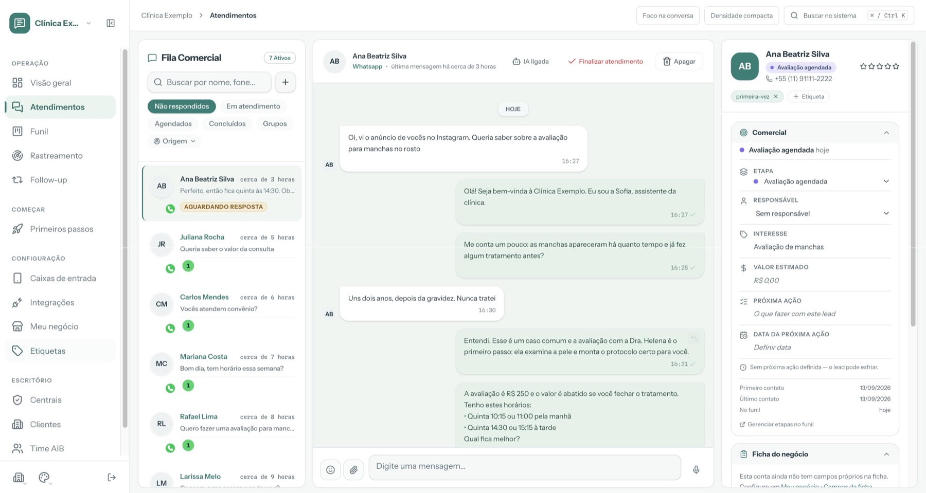 AIB Inbox: assistente de IA atendendo um contato pelo WhatsApp e oferecendo horários
